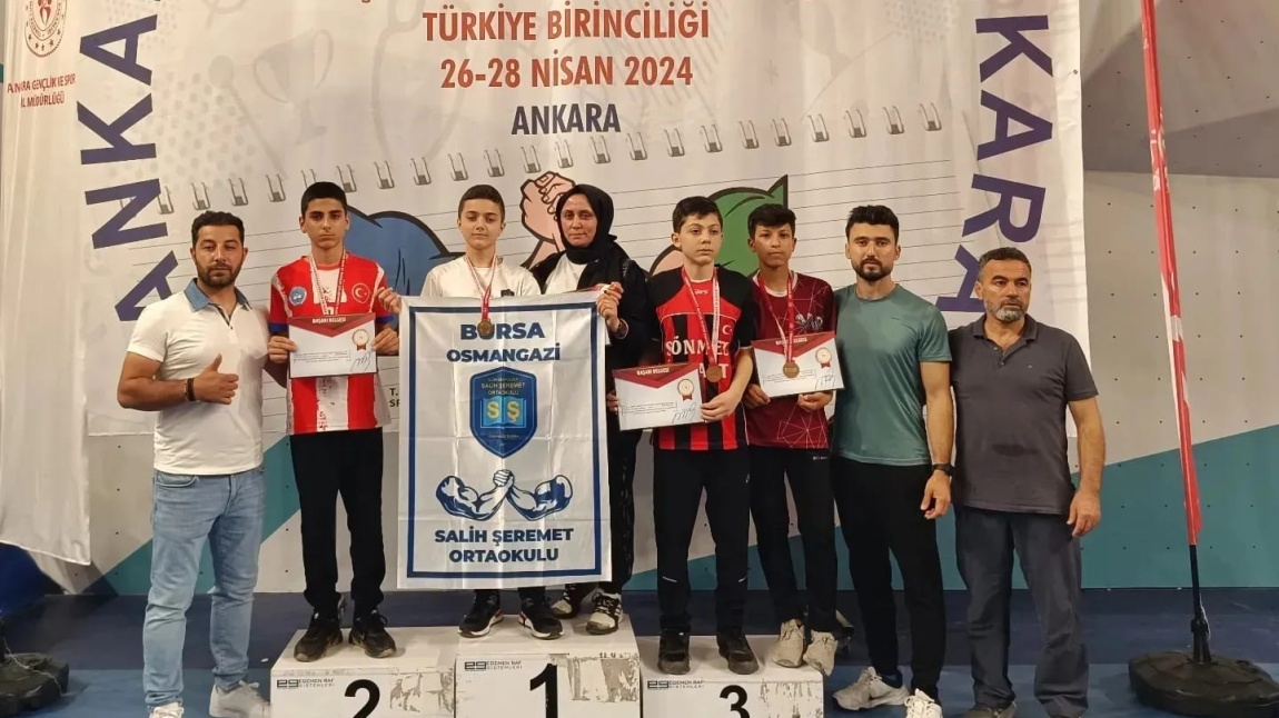 Ankara Bilek Güreşi Türkiye Şampiyonasında sporcularımız şampiyonlukla döndü.